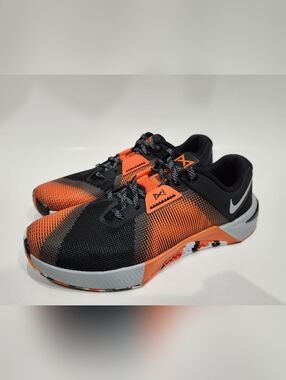 Nike Metcon 10 Training Shoes Black/Orange/Wolf Grey HJ1875-005 Men's Size 10 US